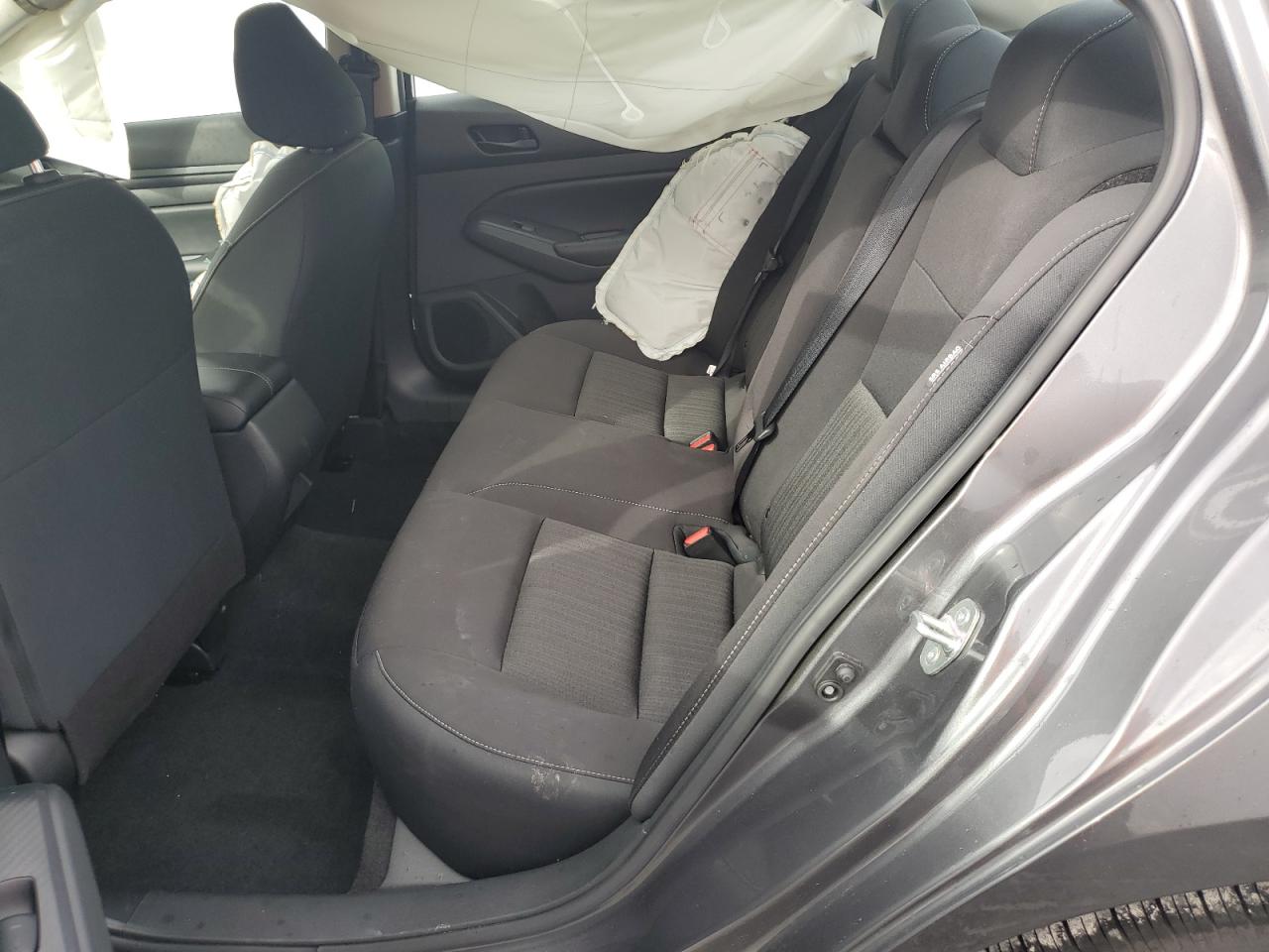 2024 Nissan Altima - Image 10