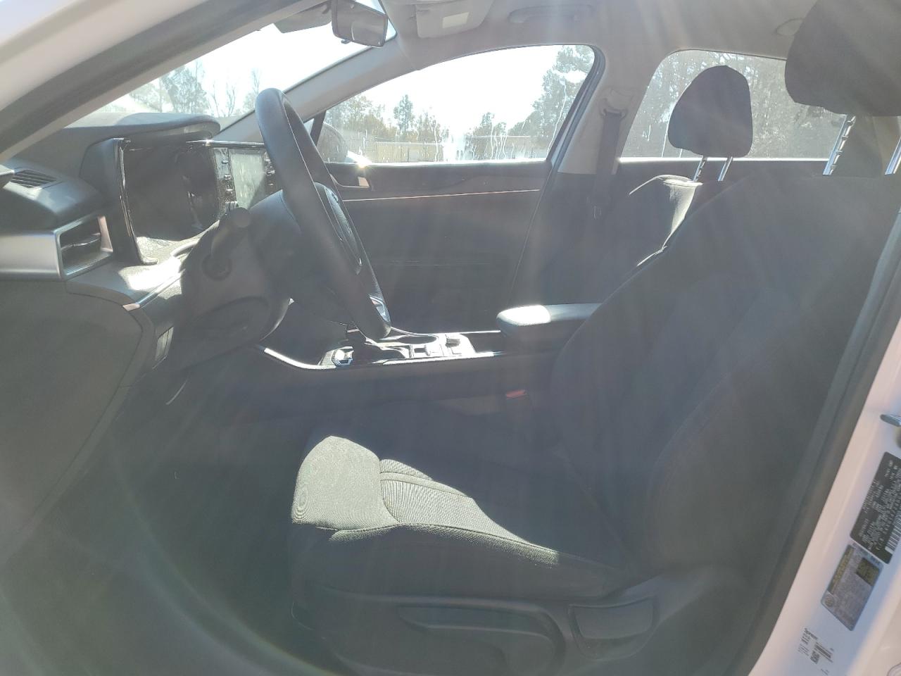 2024 Kia K5 - Image 7