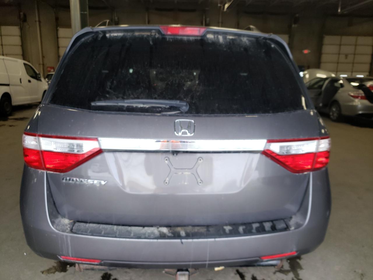 2011 Honda Odyssey - Image 6