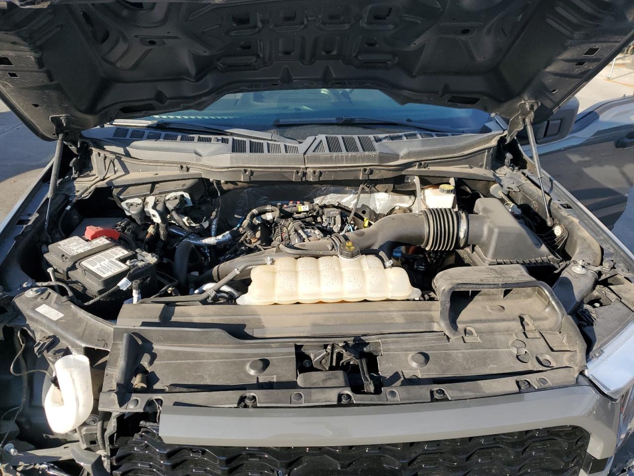 2021 Ford F-150 - Image 13