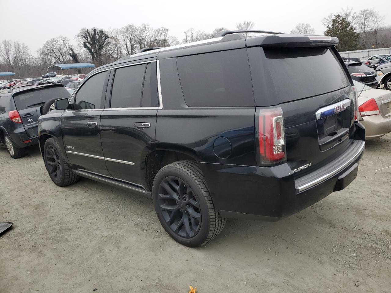 VIN 1GKS2CKJ7HR313603 2017 GMC YUKON no.2