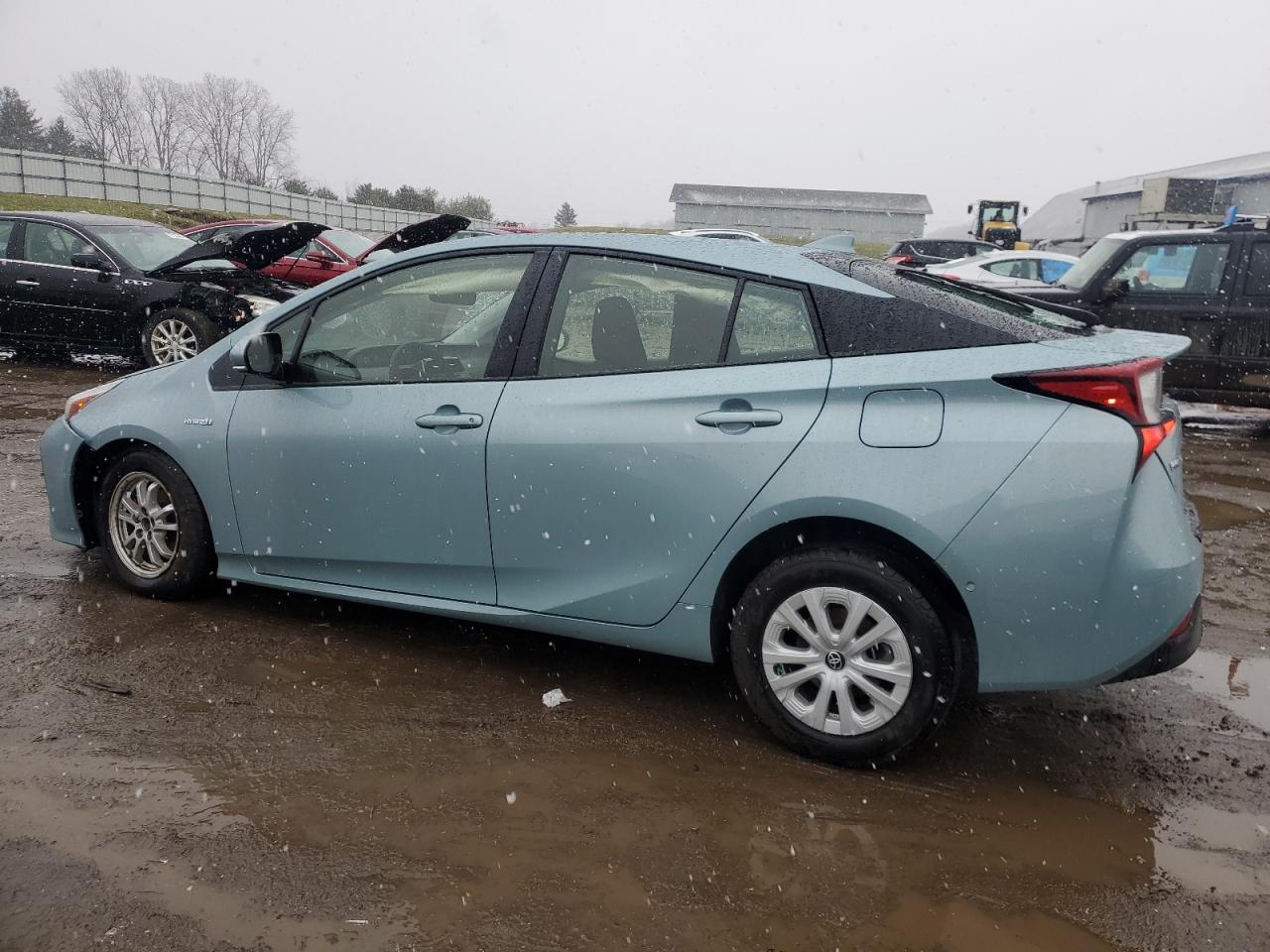 VIN JTDKARFU2K3101661 2019 TOYOTA PRIUS no.2