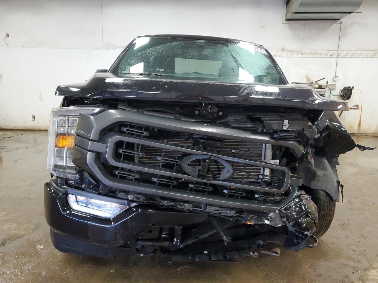 2022 Ford F-150 - Image 5