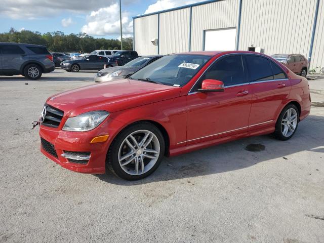  MERCEDES-BENZ C-CLASS 2013 Red