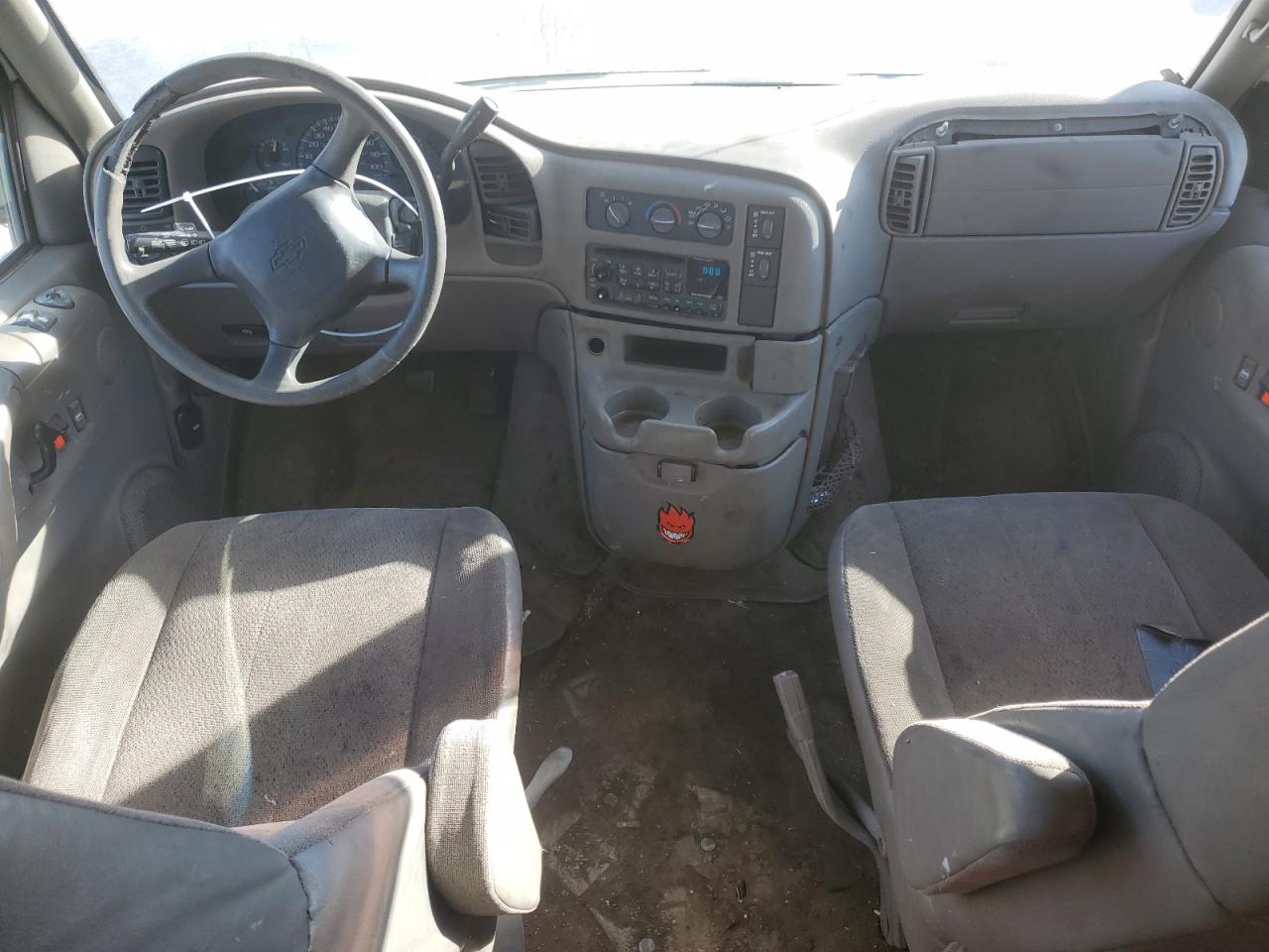 2002 Chevrolet Astro VIN: 1GNDM19X42B151627 Lot: 83887714