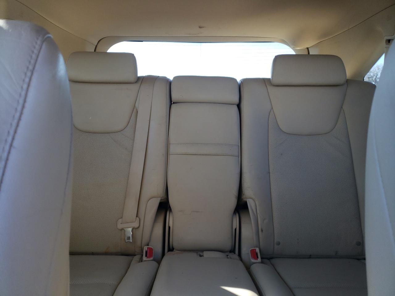 2010 Lexus RX - Image 10