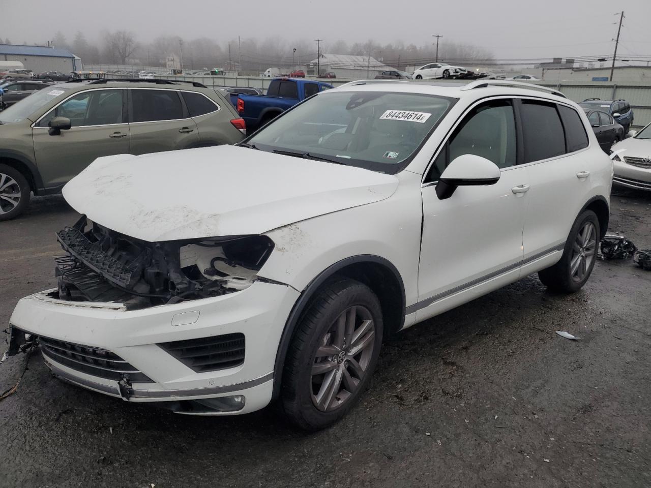 2016 VOLKSWAGEN TOUAREG TD