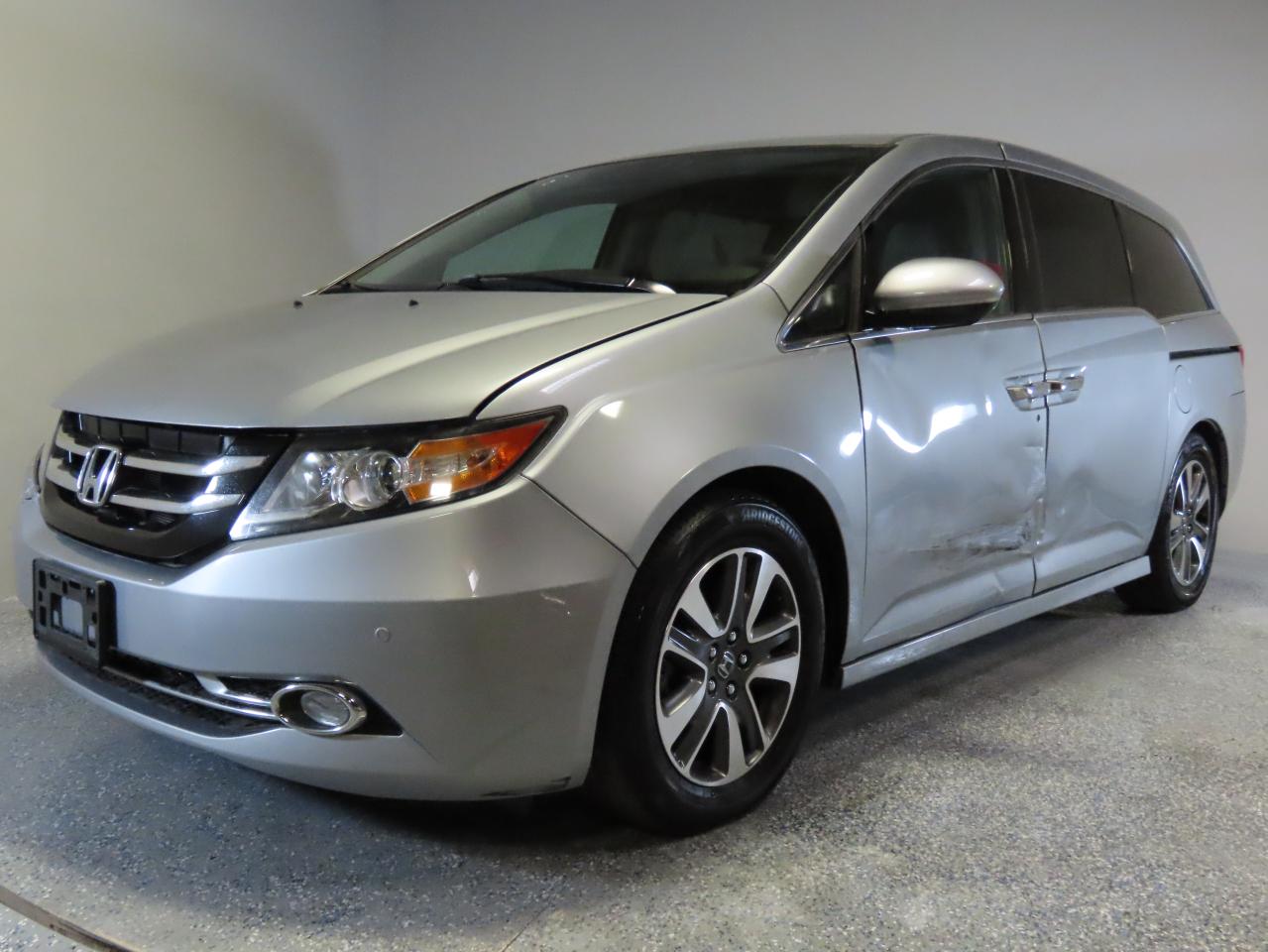 VIN 5FNRL5H98GB088791 2016 HONDA ODYSSEY no.2