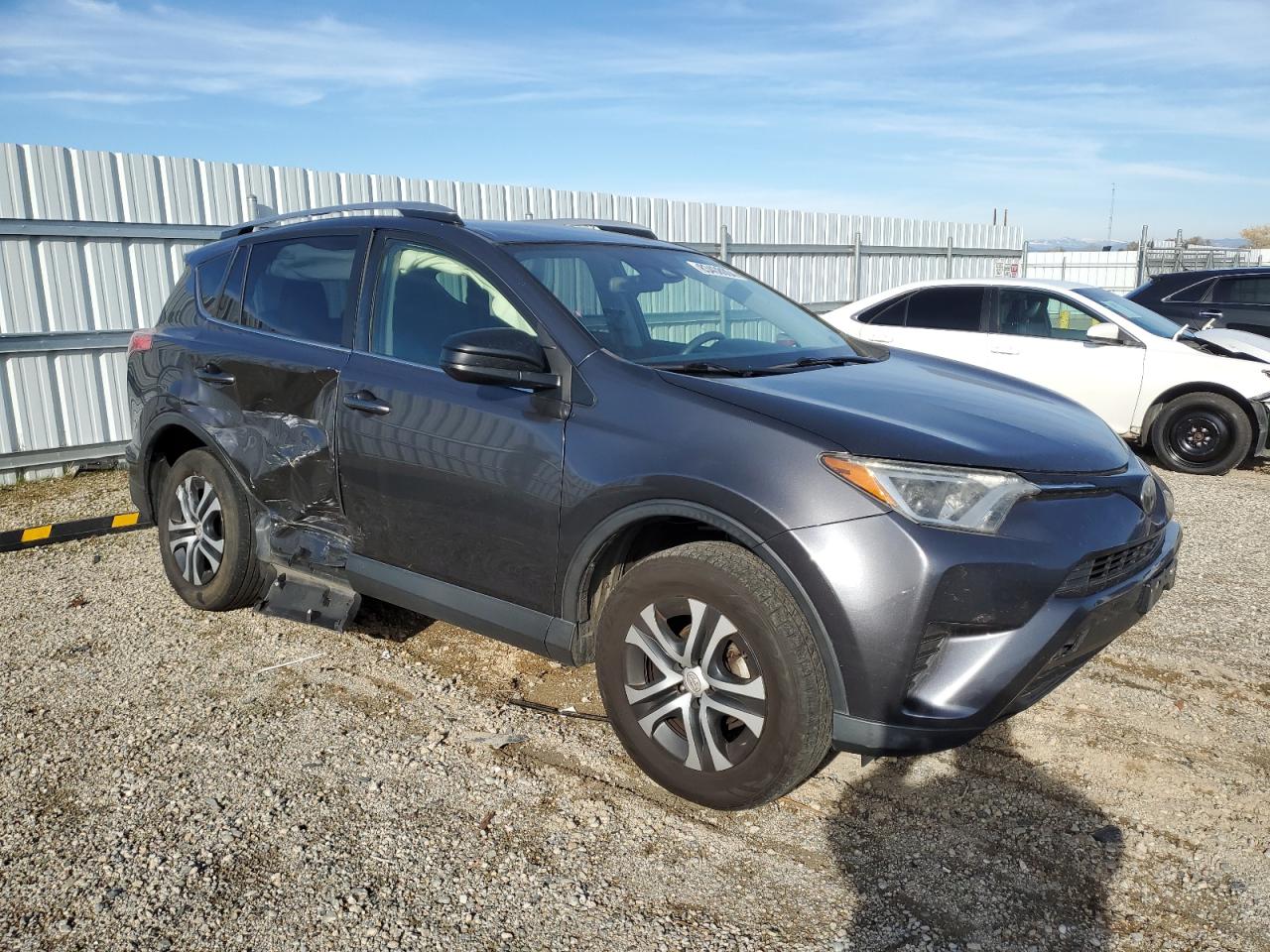 2017 Toyota RAV 4 - Image 4