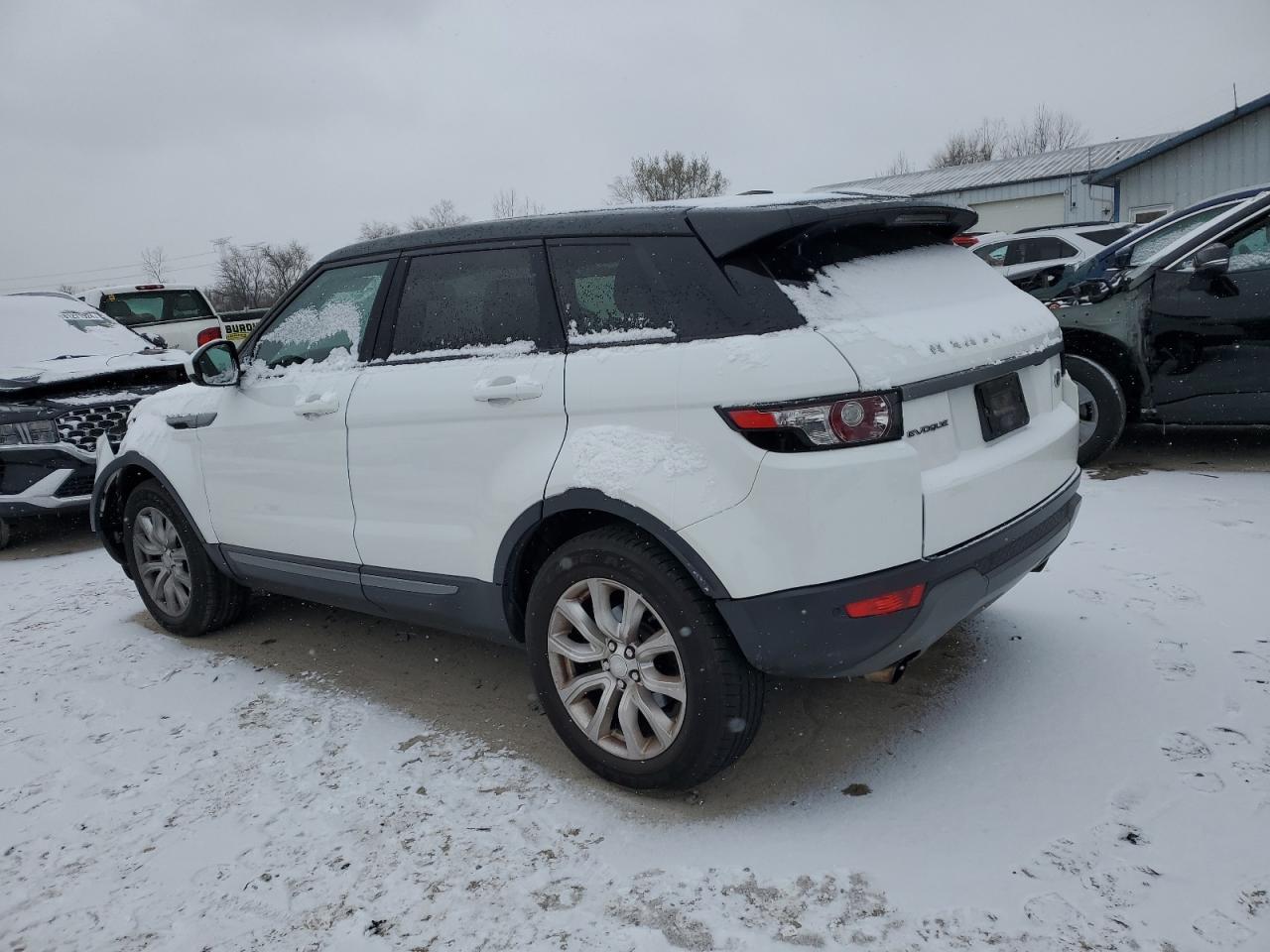 2015 Land Rover Range Rover - Image 2