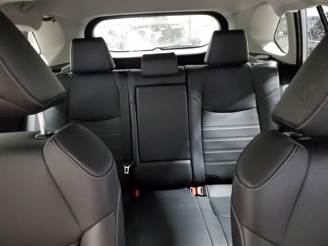 2024 Toyota RAV 4 - Image 10