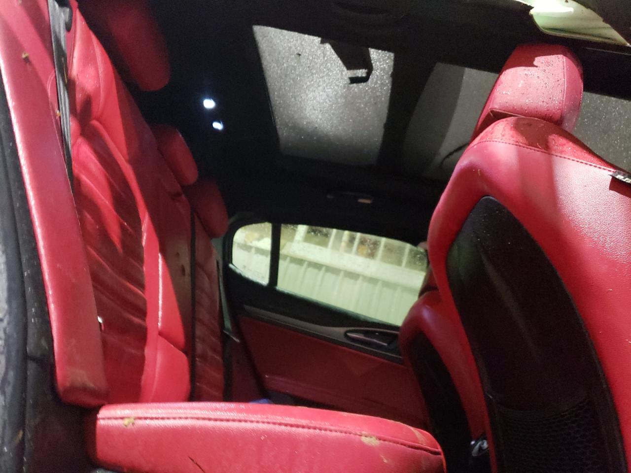 2021 Alfa Romeo Stelvio - Image 11