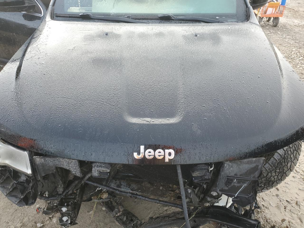2018 Jeep Grand Cherokee - Image 13