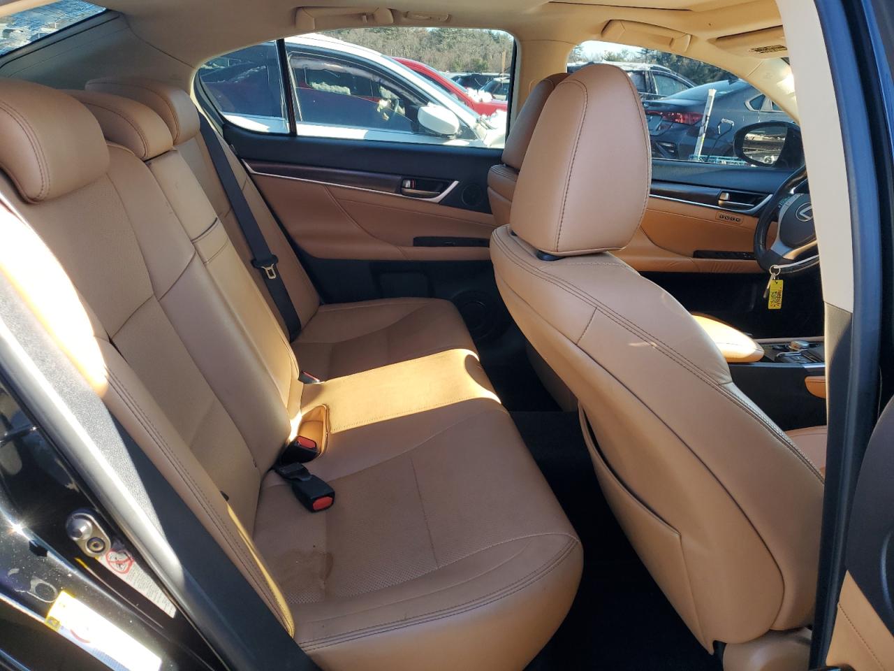 2014 Lexus GS - Image 10