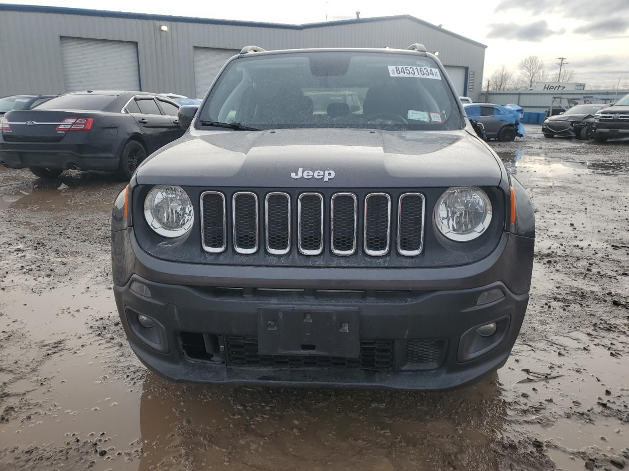 2018 Jeep Renegade - Image 5
