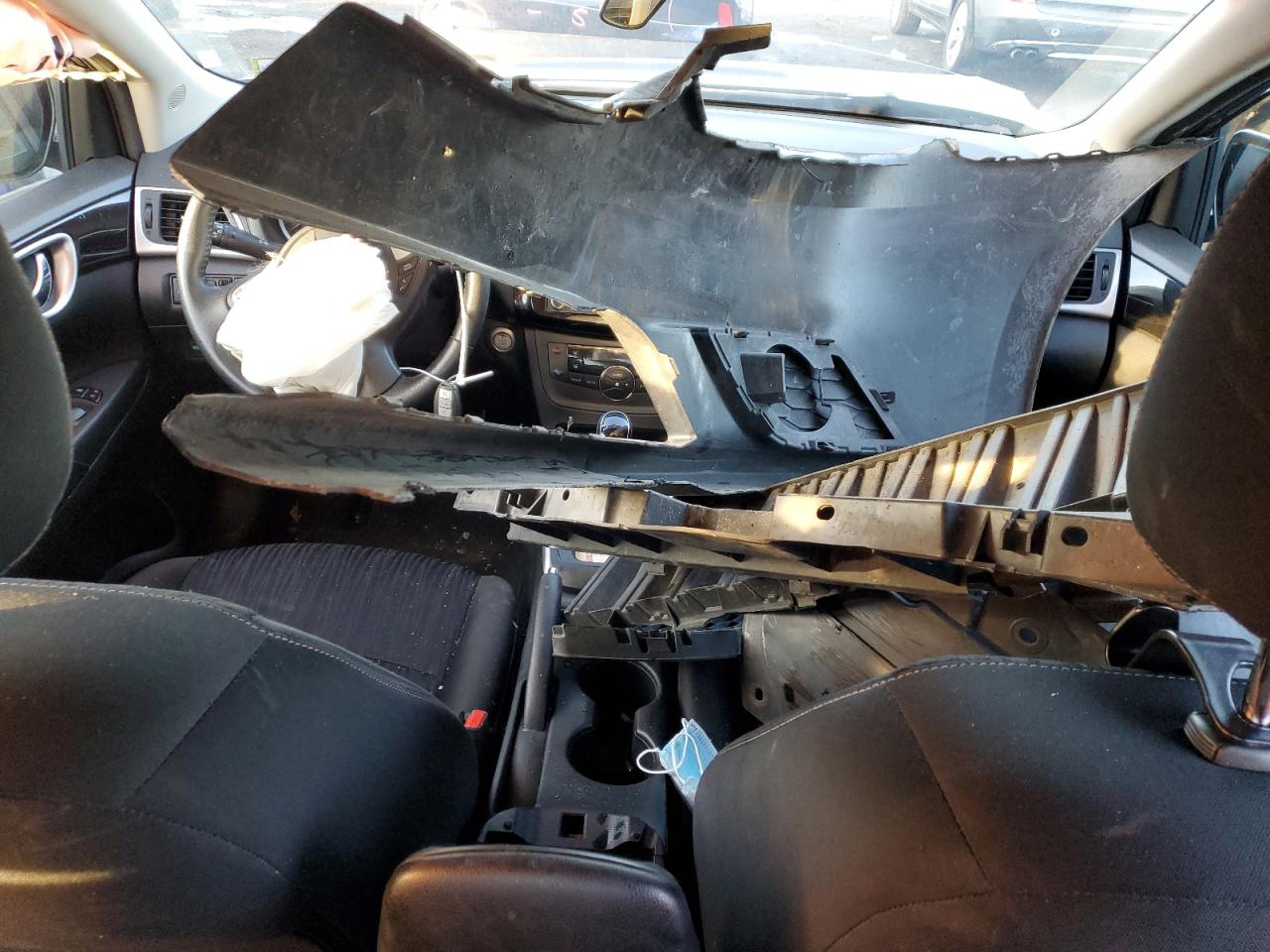 3N1AB7AP4KY238271 NISSAN SENTRA 2019