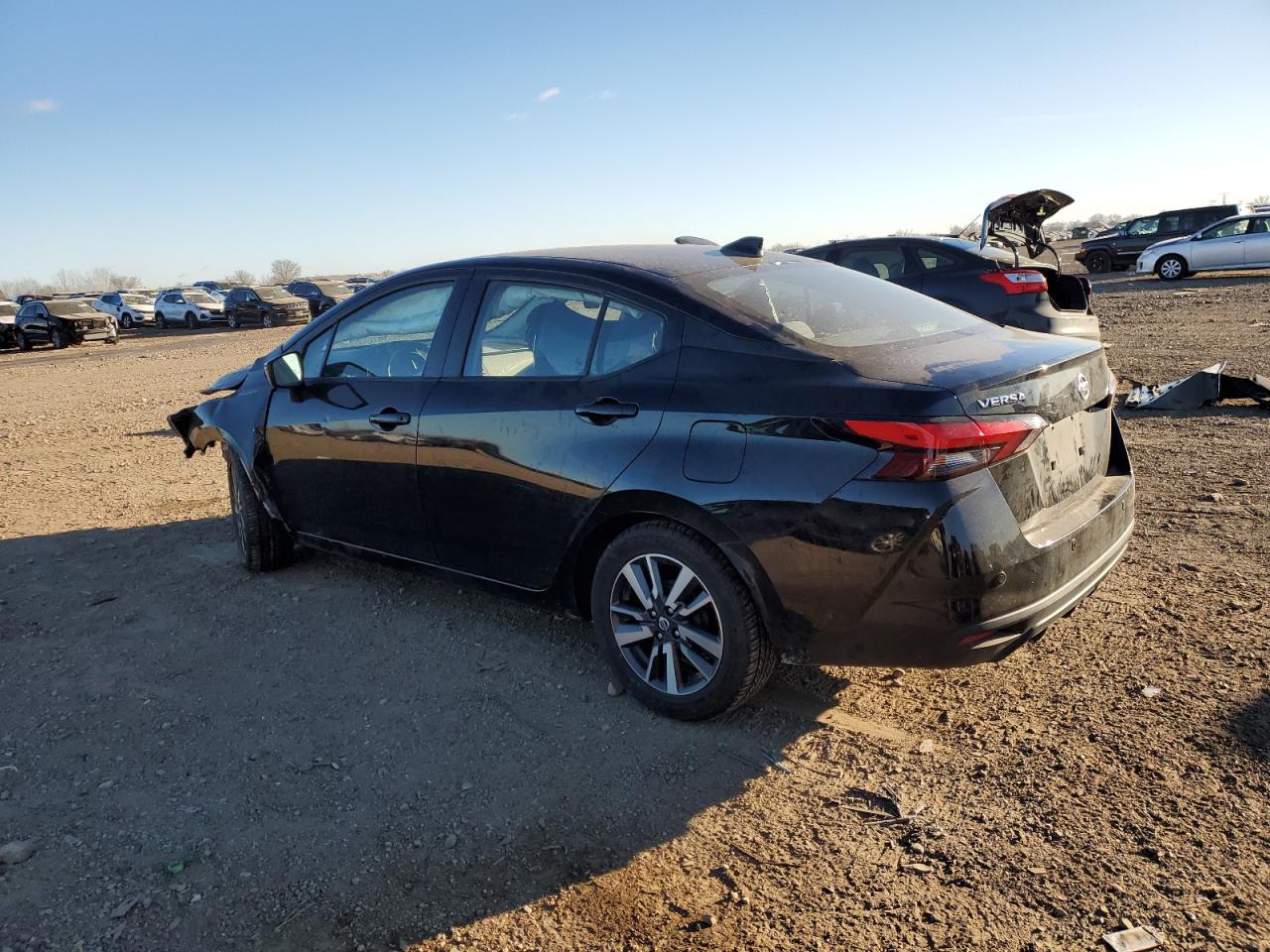 2020 Nissan Versa - Image 2