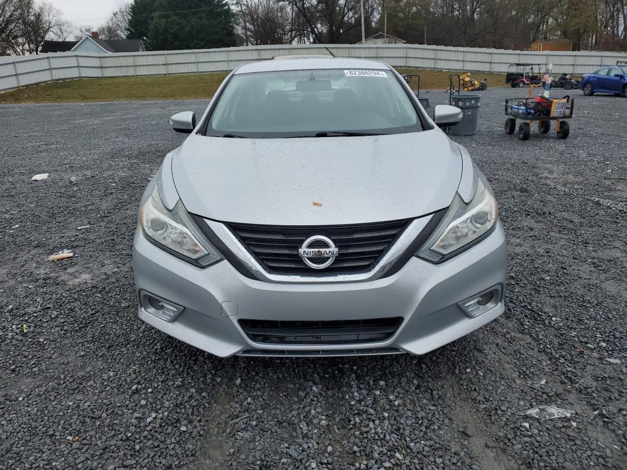 2017 Nissan Altima - Image 5