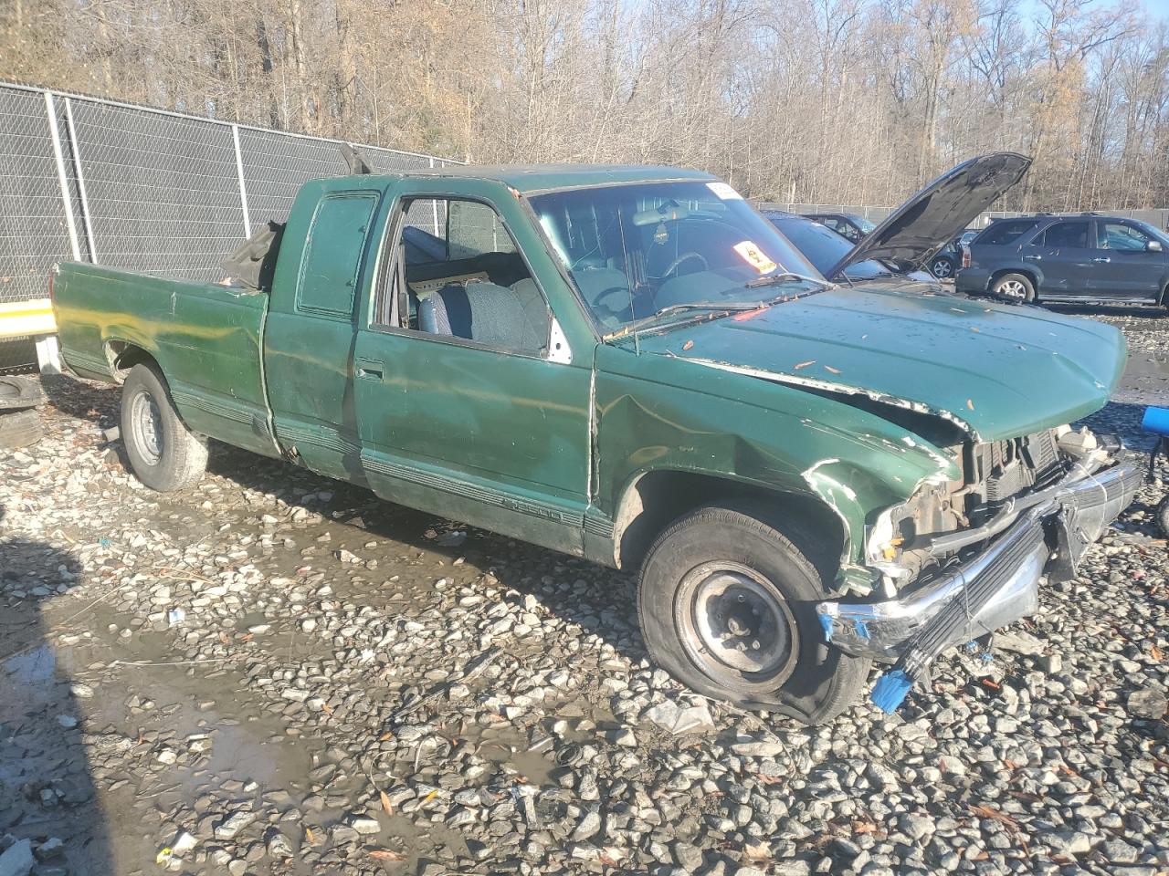 1996 Chevrolet GMT-400 - Image 4