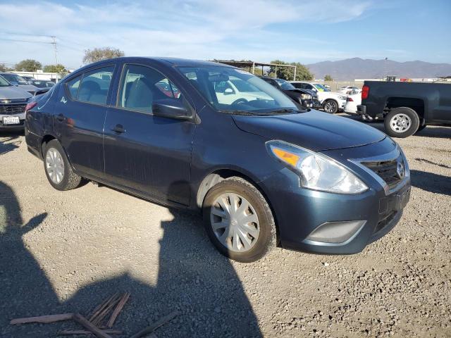  NISSAN VERSA 2016 Синий