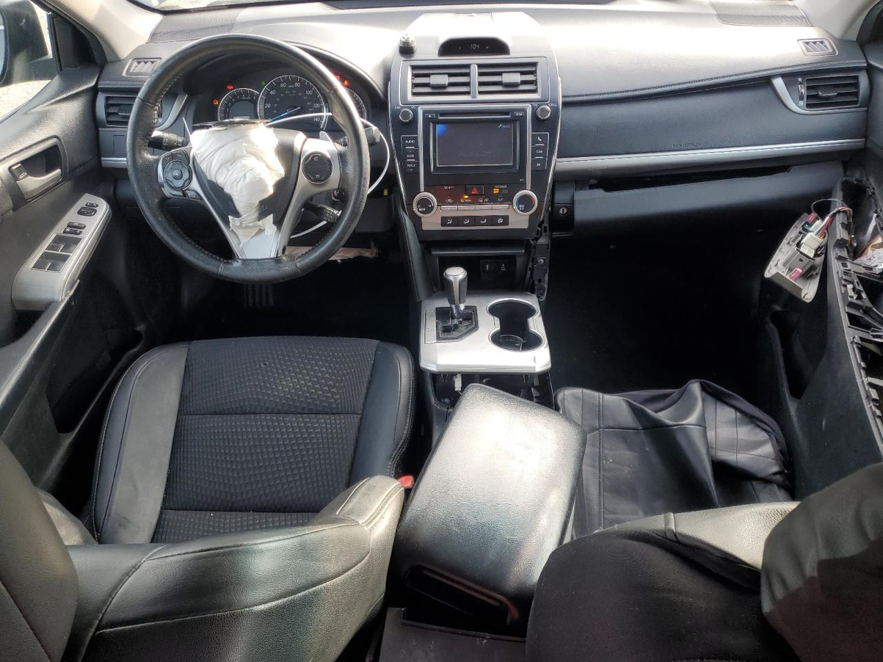 2013 Toyota Camry - Image 8