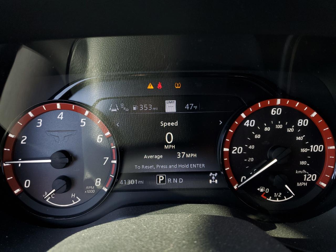 2021 Nissan Titan - Image 9