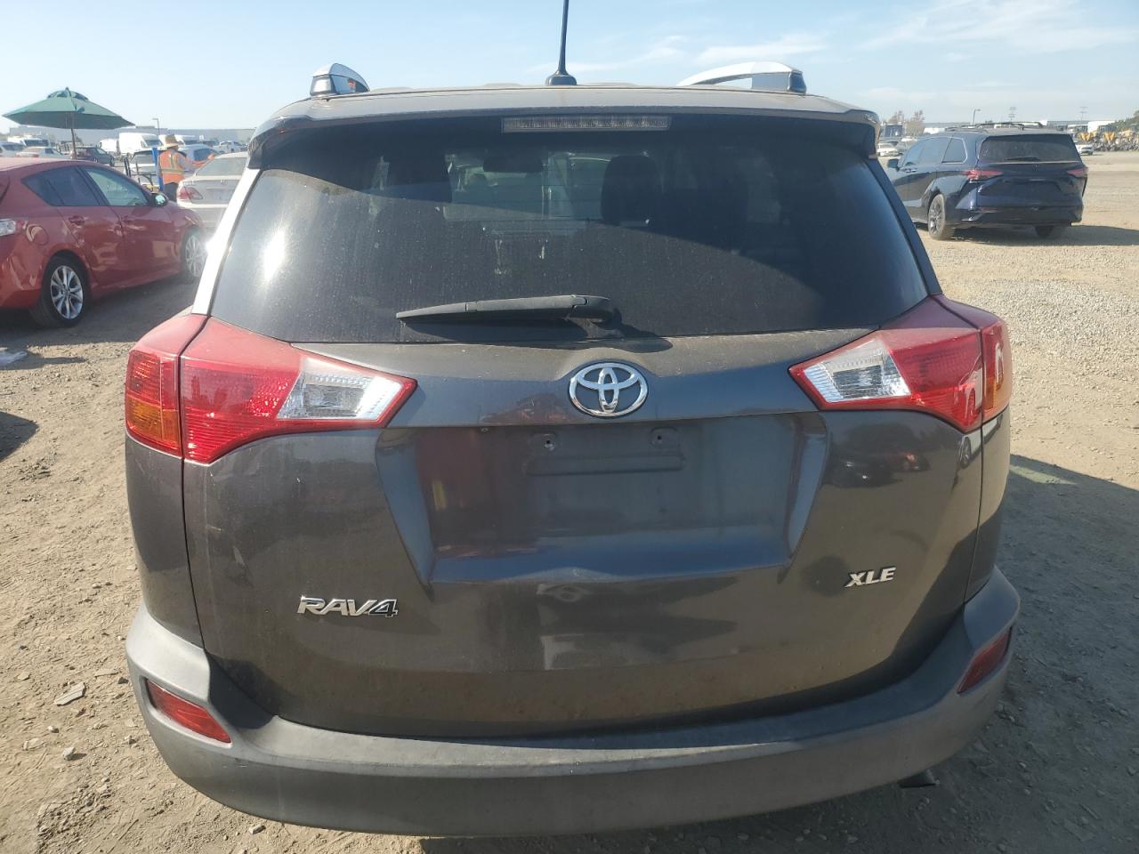 2015 Toyota RAV 4 - Image 6