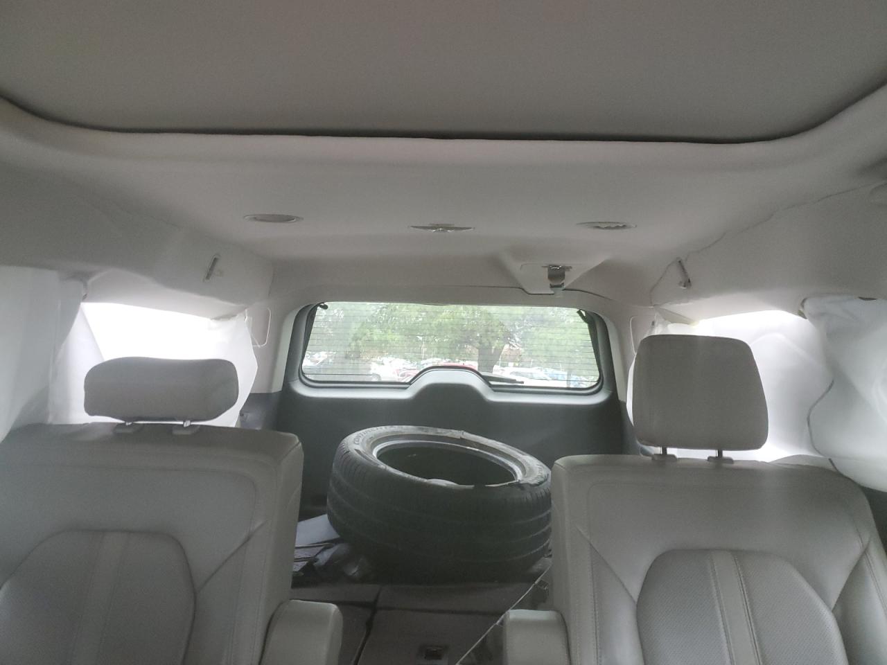 2018 Ford Expedition - Image 10