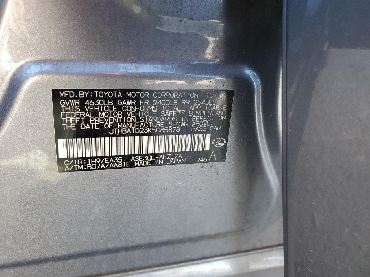 2019 Lexus IS - Image 12