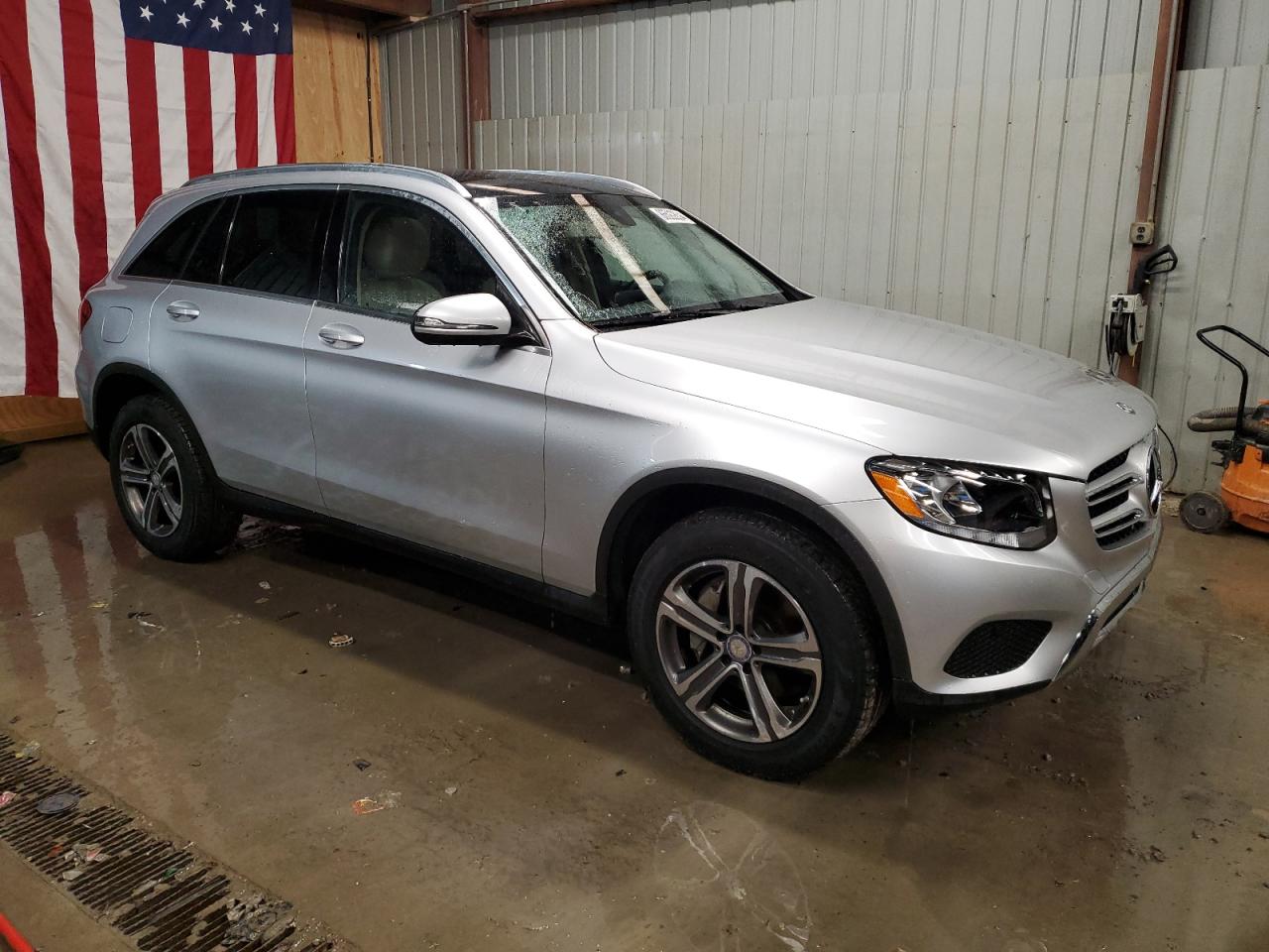 VIN WDC0G4KB9HF177201 2017 MERCEDES-BENZ GLC-CLASS no.4