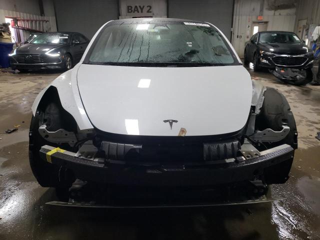  TESLA MODEL 3 2021 Белый