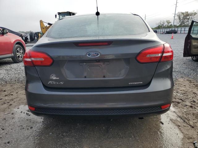 Sedans FORD FOCUS 2016 Szary