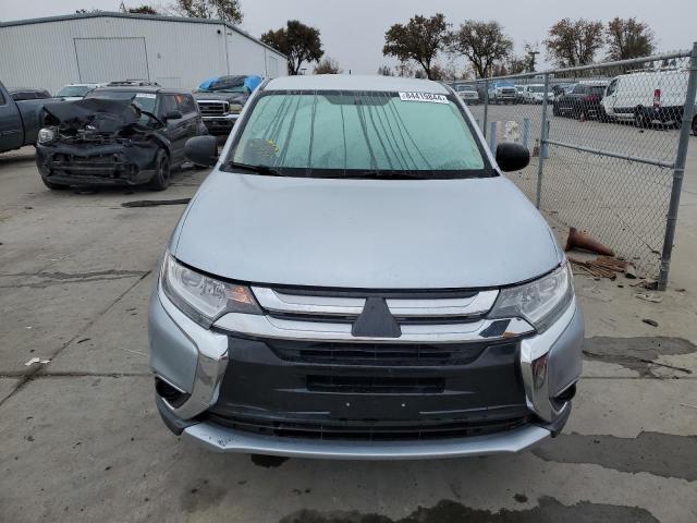 Parquets MITSUBISHI OUTLANDER 2016 Silver
