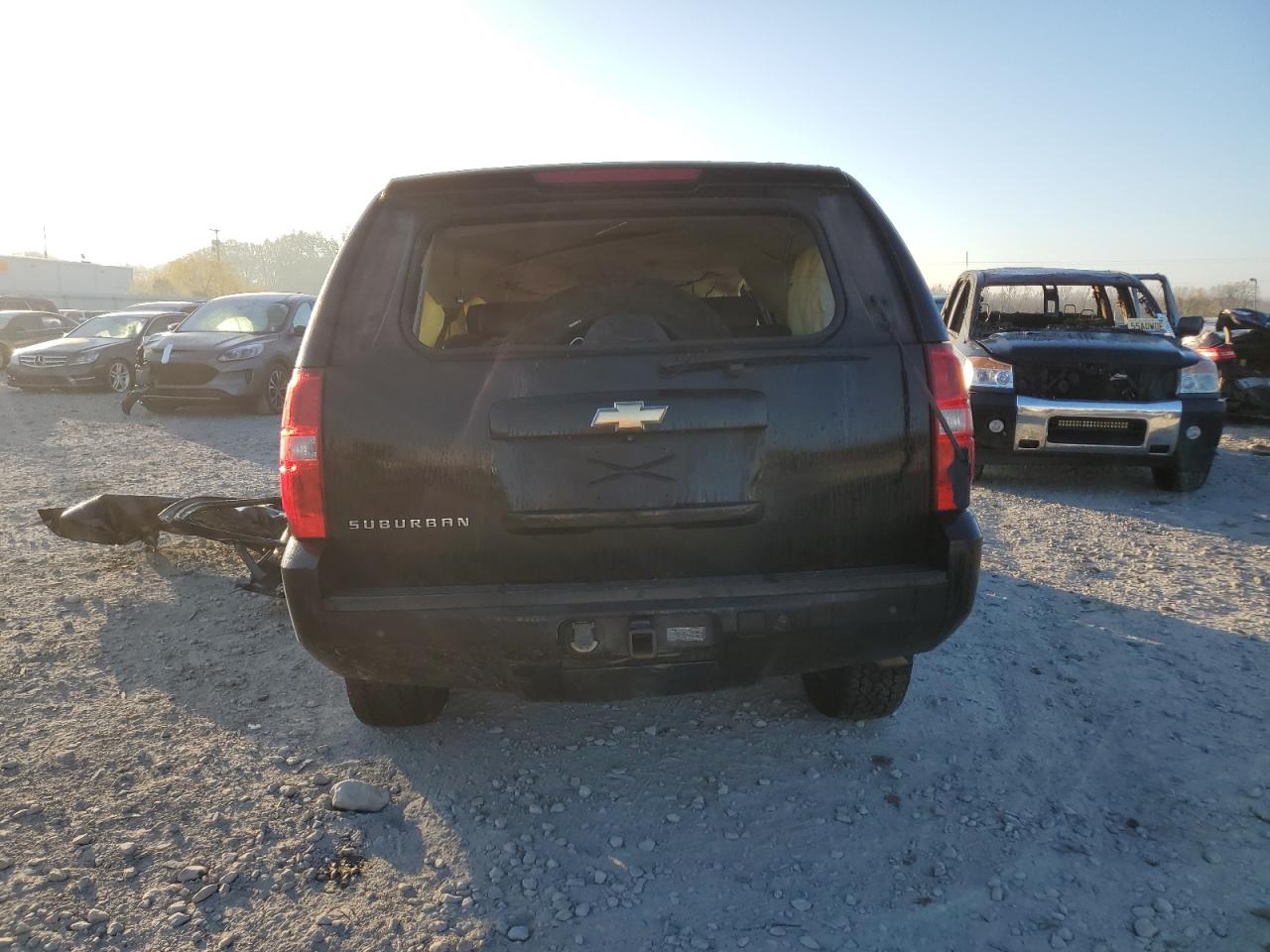 2008 Chevrolet Suburban C1500 Ls VIN: 1GNFC16J08R123044 Lot: 47051045