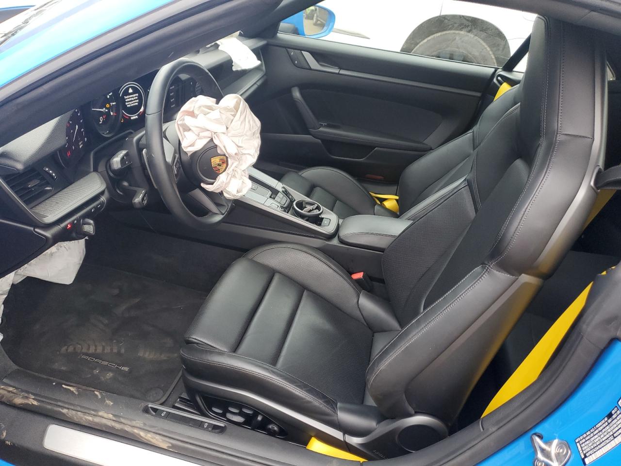 2022 Porsche 911 - Image 7