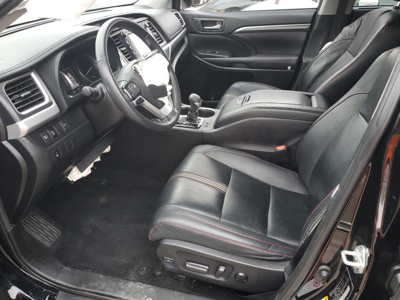 2019 Toyota Highlander - Image 7