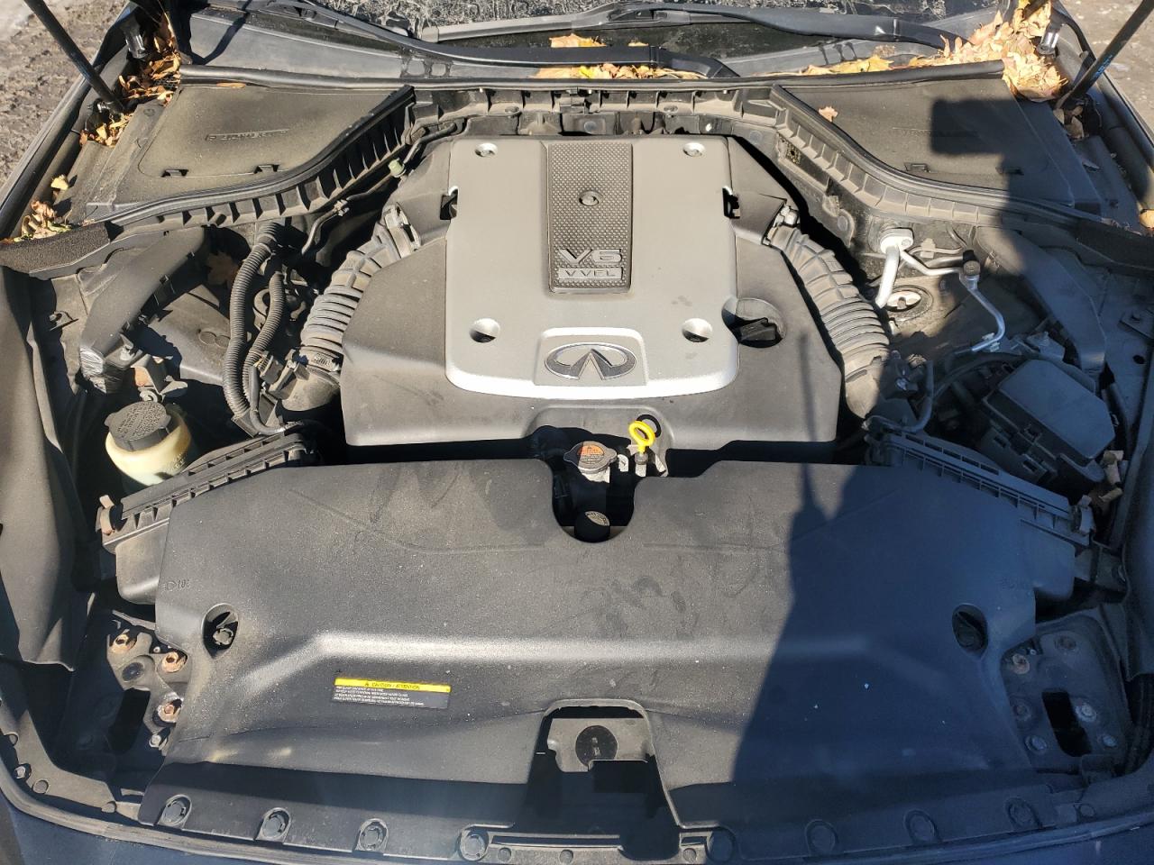 2015 Infiniti Q50 - Image 11
