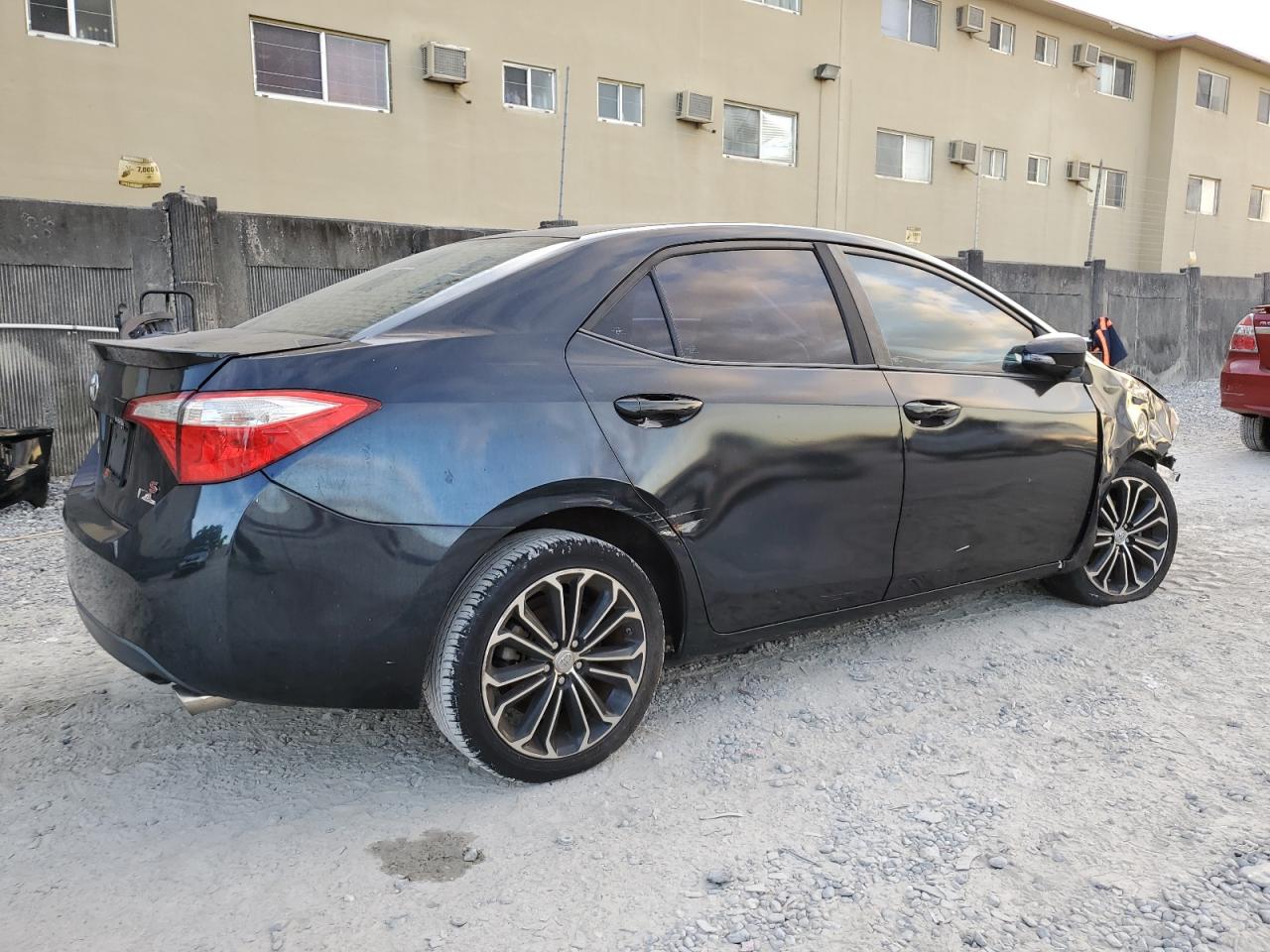 VIN 5YFBURHE1GP500962 2016 TOYOTA COROLLA no.3