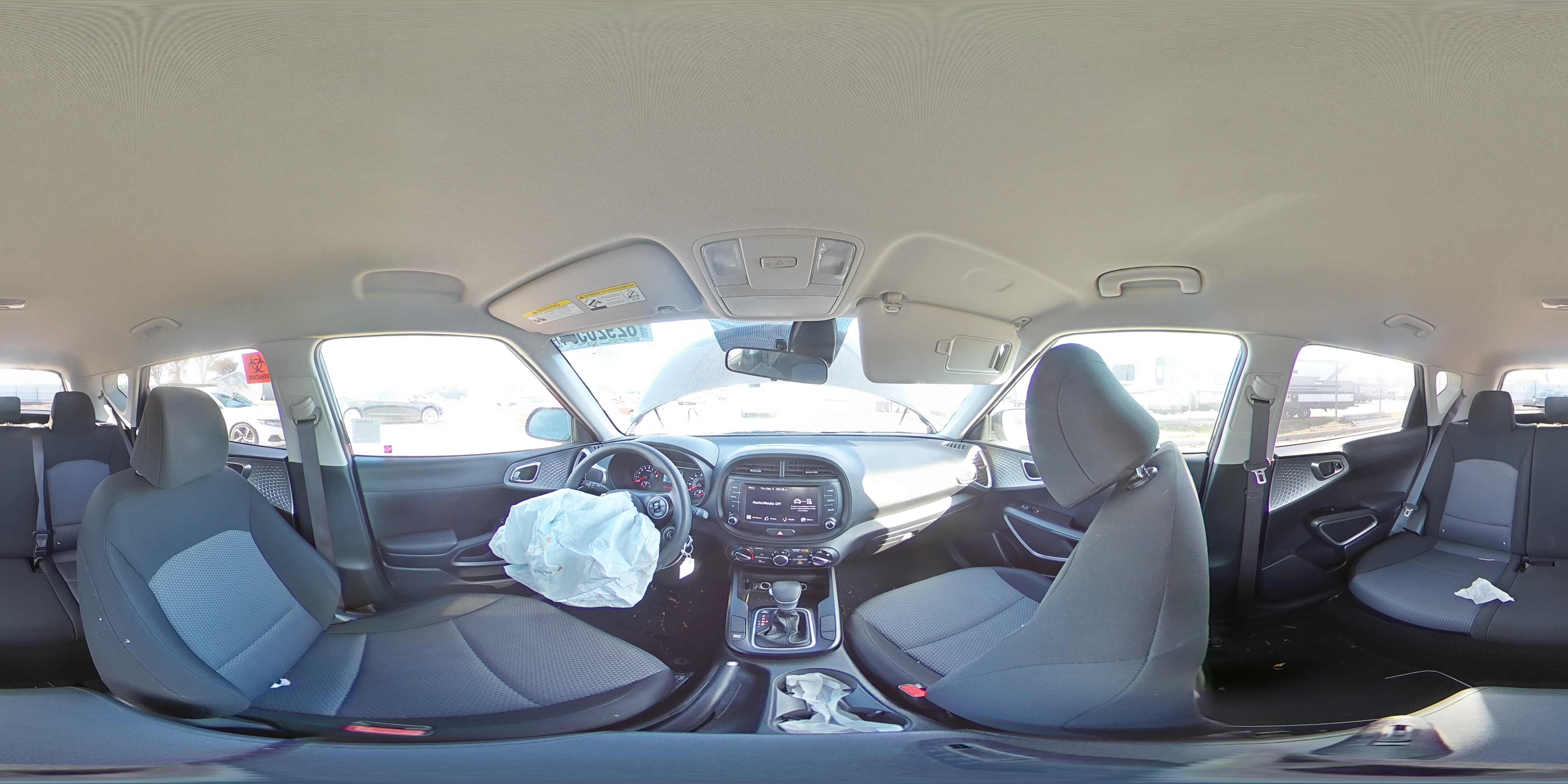 2022 Kia Soul - Image 13