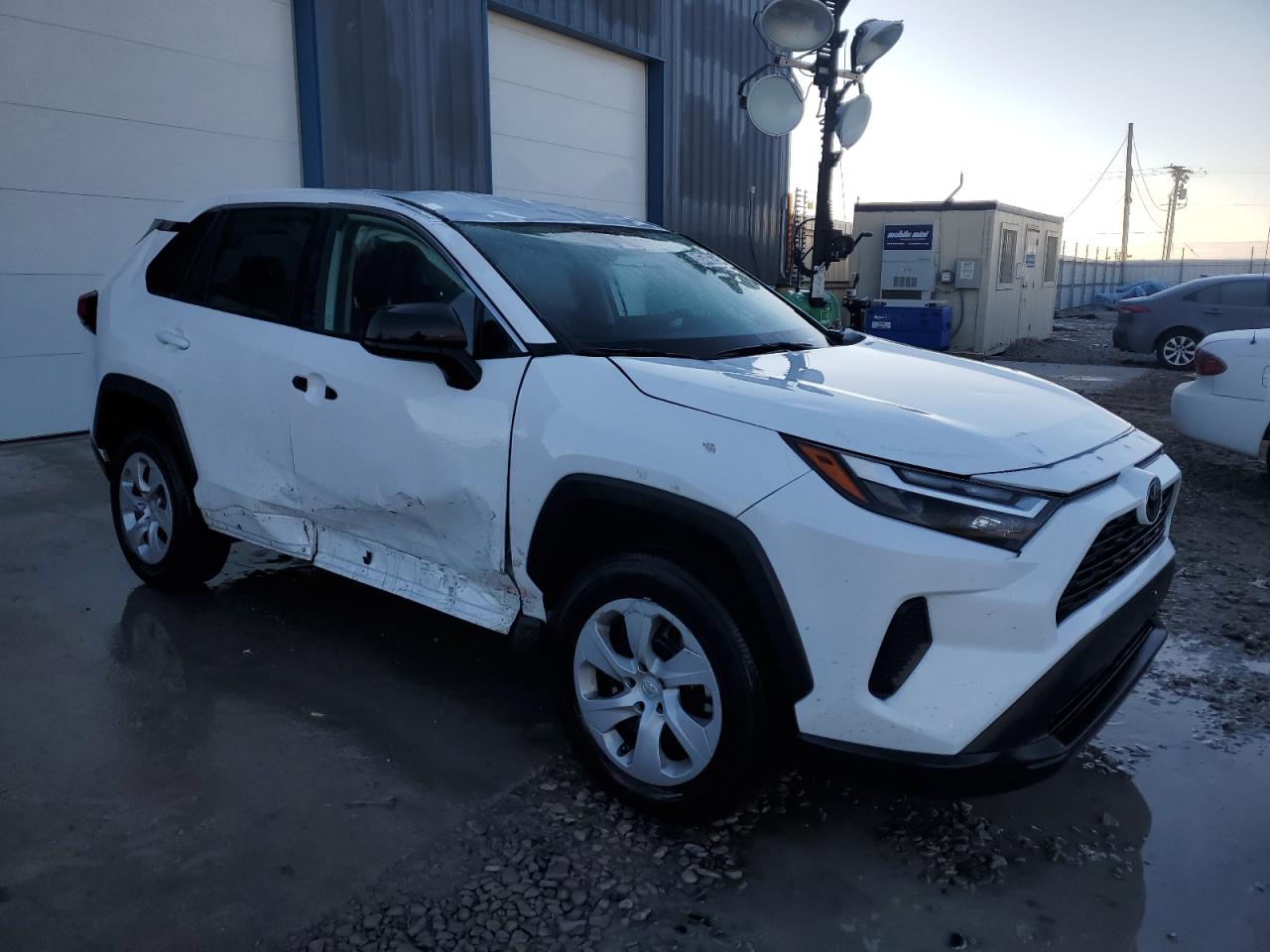 VIN 2T3H1RFV4RC263691 2024 TOYOTA RAV4 no.4