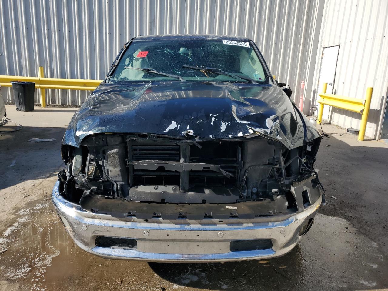 2015 RAM 1500 - Image 5