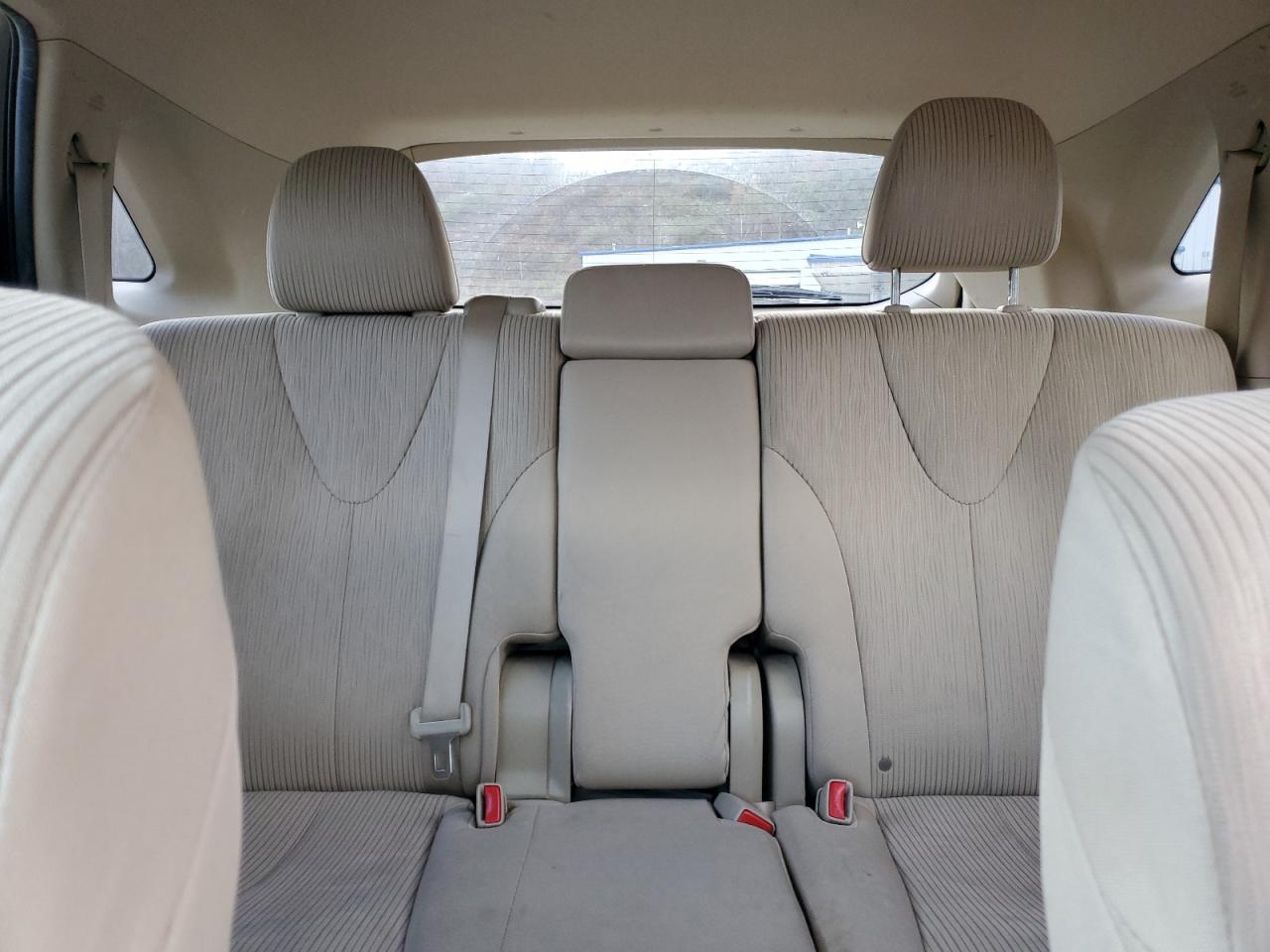 2011 Toyota Venza - Image 10