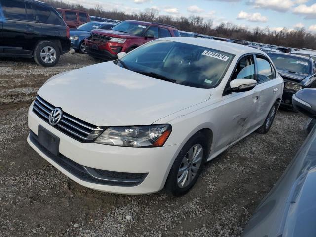  VOLKSWAGEN PASSAT 2012 Белы