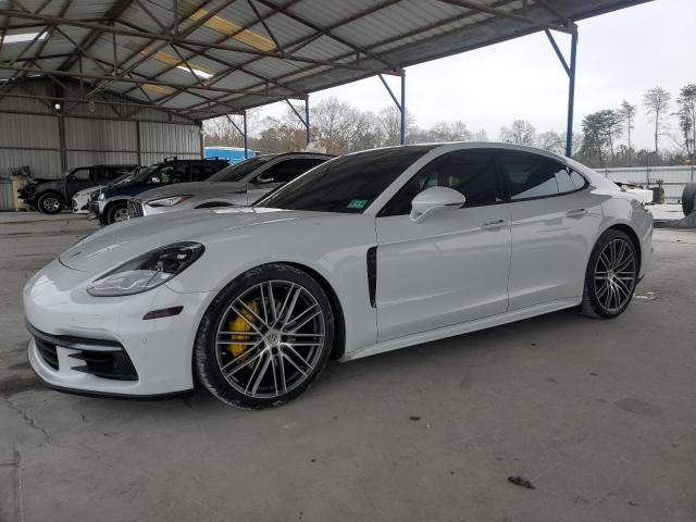 2018 Porsche Panamera 4