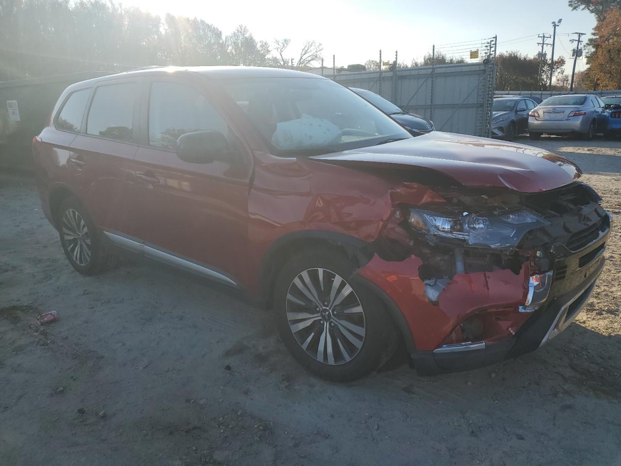 2019 Mitsubishi Outlander - Image 4