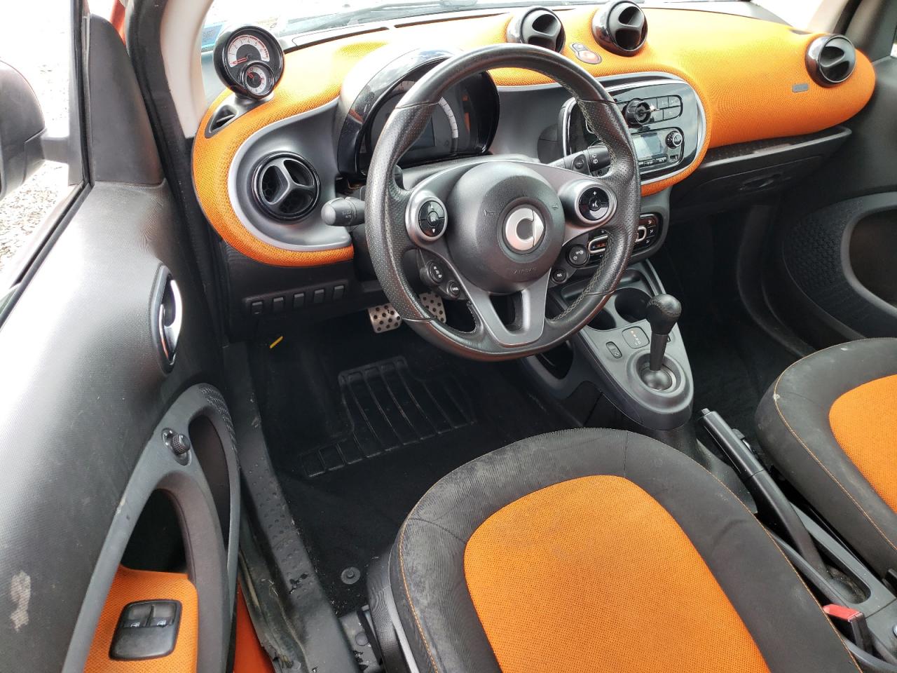 2016 Smart Fortwo - Image 8