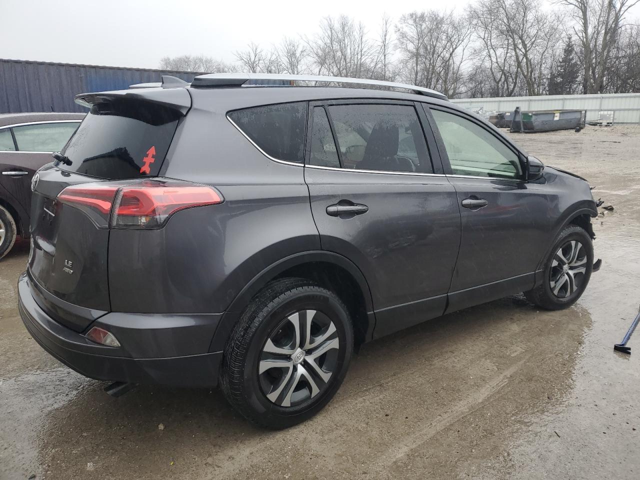 2017 Toyota RAV 4 - Image 3