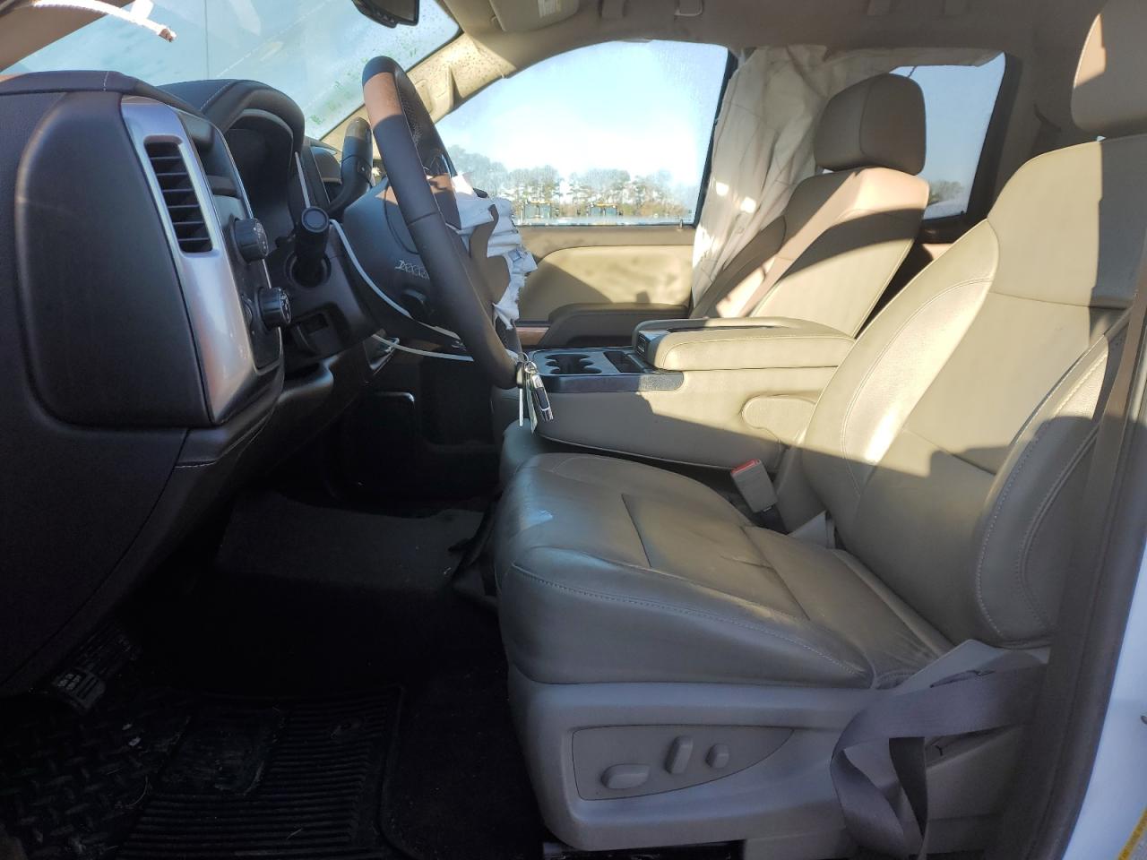 2018 Chevrolet Silverado - Image 7