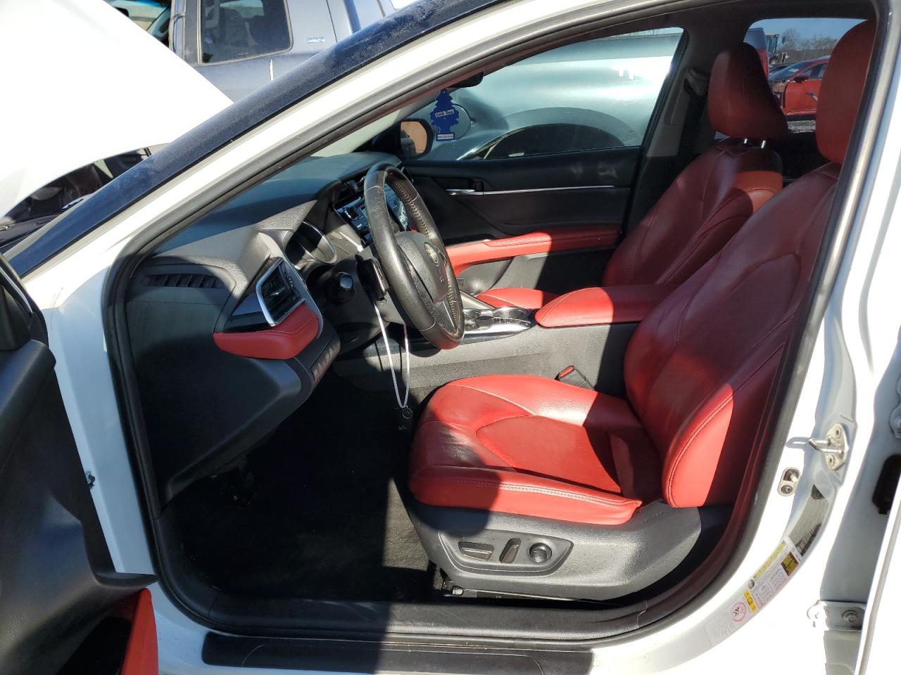 2018 Toyota Camry - Image 7