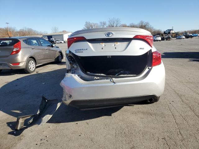  TOYOTA COROLLA 2018 Silver
